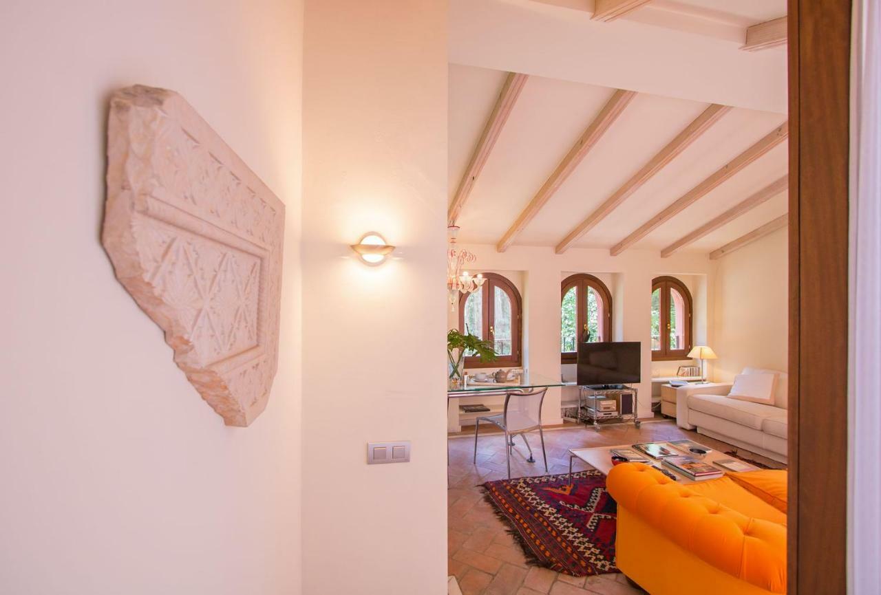 Oriental Apartment Gardens Views 2 Pax Sevilla Bagian luar foto