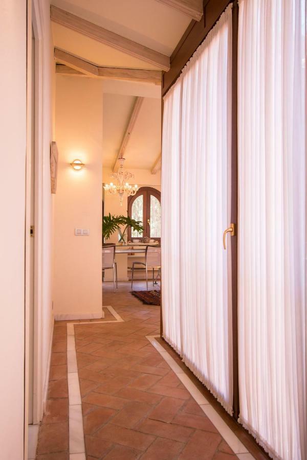 Oriental Apartment Gardens Views 2 Pax Sevilla Bagian luar foto