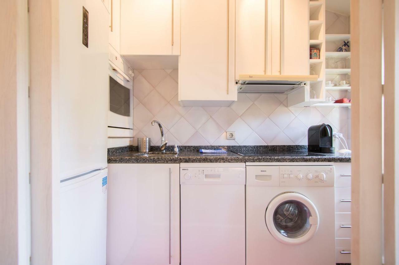 Oriental Apartment Gardens Views 2 Pax Sevilla Bagian luar foto